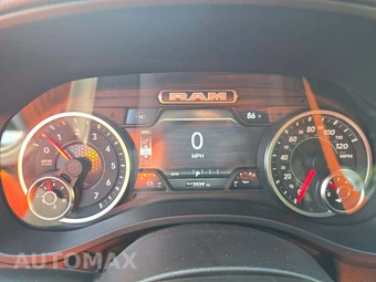 2026 Ram 1500 Laramie Crew Cab Short Bed - miniatura 9