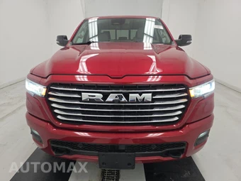 2026 Ram 1500 Laramie Crew Cab Short Bed - miniatura 2