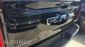 2026 Ram 1500 Laramie Crew Cab Short Bed - miniatura 21