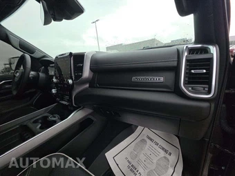 2026 Ram 1500 Laramie Crew Cab Short Bed - miniatura 16