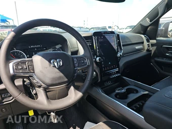 2026 Ram 1500 Laramie Crew Cab Short Bed - miniatura 11