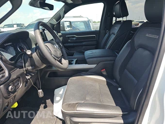 2026 Ram 1500 Laramie Crew Cab Short Bed - miniatura 7