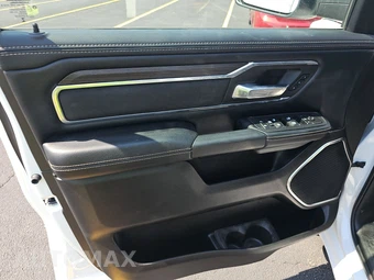 2026 Ram 1500 Laramie Crew Cab Short Bed - miniatura 9