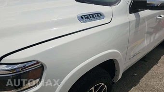 2026 Ram 1500 Laramie Crew Cab Short Bed - miniatura 20