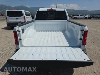2026 Ram 1500 Laramie Crew Cab Short Bed - miniatura 17