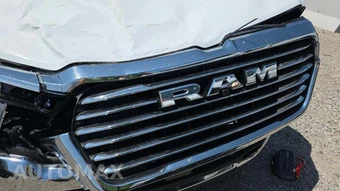 2026 Ram 1500 Laramie Crew Cab Short Bed - miniatura 20