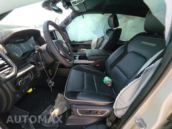 2026 Ram 1500 Laramie Crew Cab Short Bed - miniatura 7