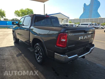 2026 Ram 1500 Laramie Crew Cab Short Bed - miniatura 6