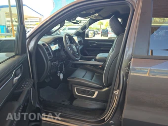 2026 Ram 1500 Laramie Crew Cab Short Bed - miniatura 7
