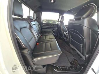 2026 Ram 1500 Laramie Crew Cab Short Bed - miniatura 16