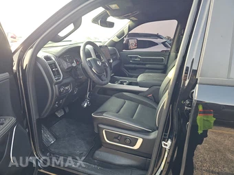 2026 Ram 1500 Laramie Crew Cab Short Bed - miniatura 7