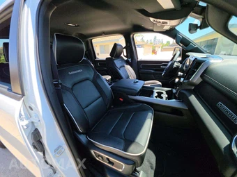 2026 Ram 1500 Laramie Crew Cab Short Bed - miniatura 15