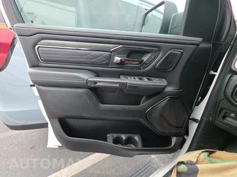 2026 Ram 1500 Limited Crew Cab Short Bed - miniatura 9