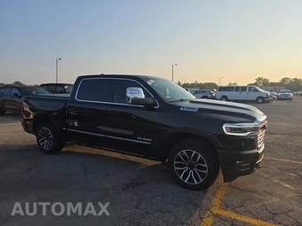 2026 Ram 1500 Limited Crew Cab Short Bed – miniatura 3
