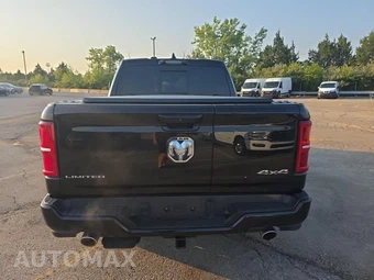 2026 Ram 1500 Limited Crew Cab Short Bed – miniatura 5