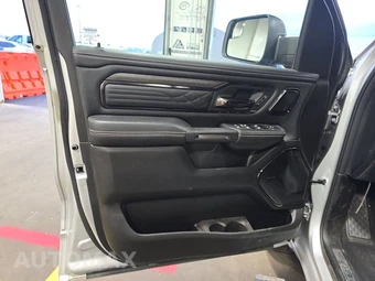2026 Ram 1500 Limited Crew Cab Short Bed - miniatura 9