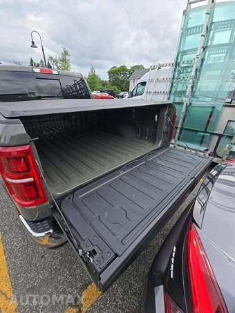 2026 Ram 1500 Limited Longhorn Crew Cab Short Bed - miniatura 14