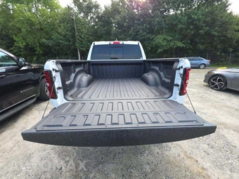 2026 Ram 1500 Rebel Crew Cab Short Bed - miniatura 14