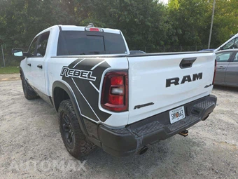 2026 Ram 1500 Rebel Crew Cab Short Bed - miniatura 2