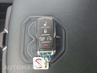 2026 Ram 1500 Rebel Crew Cab Short Bed - miniatura 5