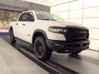 2026 Ram 1500 Rebel Crew Cab Short Bed - miniatura 3