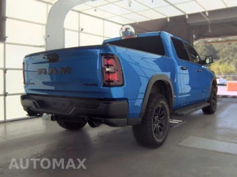 2026 Ram 1500 Rebel Crew Cab Short Bed - miniatura 4