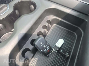 2026 Ram 1500 Rebel Crew Cab Short Bed - miniatura 5