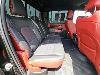 2026 Ram 1500 Rebel Crew Cab Short Bed - miniatura 16