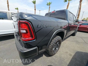 2026 Ram 1500 Rebel Crew Cab Short Bed - miniatura 3
