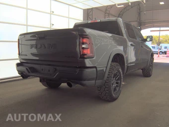 2026 Ram 1500 Rebel Crew Cab Short Bed - miniatura 4