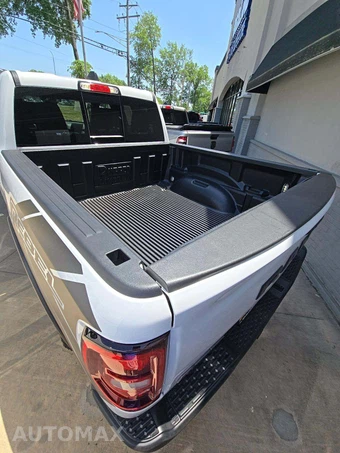 2026 Ram 1500 Rebel Crew Cab Short Bed - miniatura 14