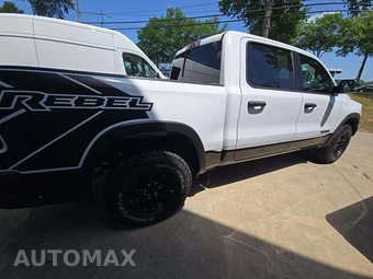 2026 Ram 1500 Rebel Crew Cab Short Bed - miniatura 3