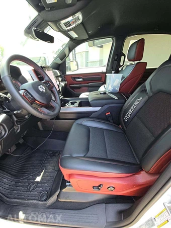 2026 Ram 1500 Rebel Crew Cab Short Bed - miniatura 6