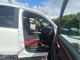 2026 Ram 1500 Rebel Crew Cab Short Bed - miniatura 15