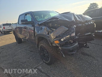 2026 Ram 1500 Rebel Crew Cab Short Bed - miniatura 3