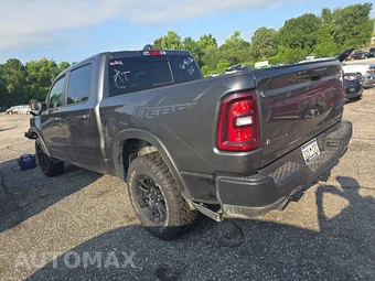 2026 Ram 1500 Rebel Crew Cab Short Bed - miniatura 6