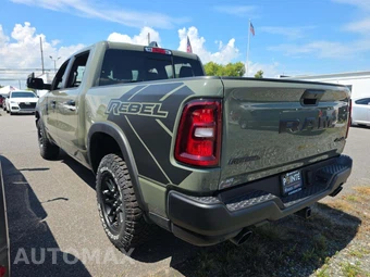 2026 Ram 1500 Rebel Crew Cab Short Bed - miniatura 2