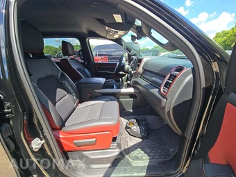2026 Ram 1500 Rebel Crew Cab Short Bed - miniatura 15