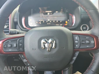 2026 Ram 1500 Rebel Crew Cab Short Bed - miniatura 10