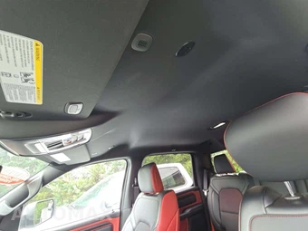 2026 Ram 1500 Rebel Crew Cab Short Bed - miniatura 11