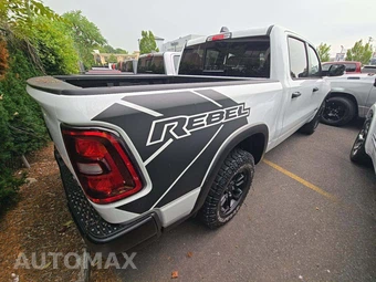 2026 Ram 1500 Rebel Crew Cab Short Bed - miniatura 3