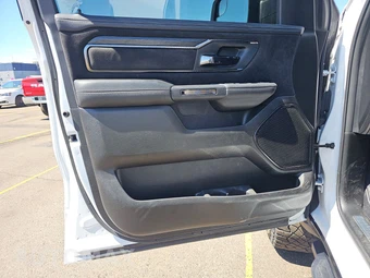 2026 Ram 1500 RHO Crew Cab Short Bed – miniatura 9