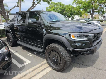 2026 Ram 1500 RHO Crew Cab Short Bed – miniatura 4