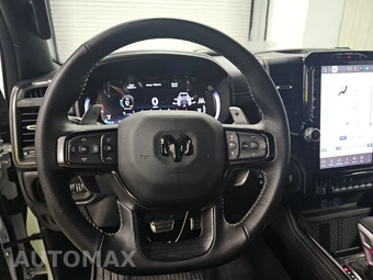 2026 Ram 1500 RHO Crew Cab Short Bed – miniatura 10