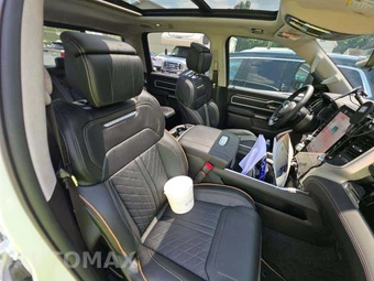 2026 Ram 1500 Tungsten Crew Cab Short Bed – miniatura 18
