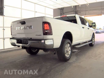 2026 Ram 2500 Big Horn Crew Cab Long Bed - miniatura 4