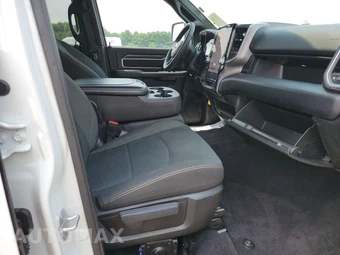 2026 Ram 2500 Big Horn Crew Cab Long Bed - miniatura 8