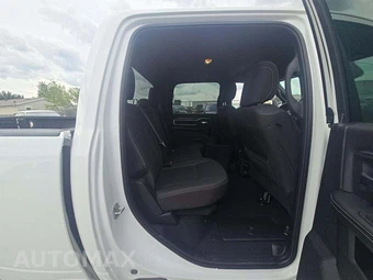 2026 Ram 2500 Big Horn Crew Cab Medium Bed - miniatura 16