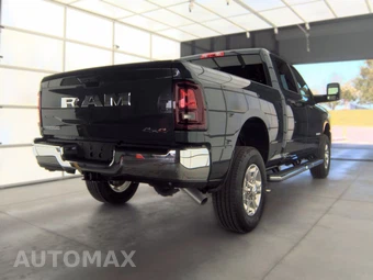 2026 Ram 2500 Big Horn Crew Cab Medium Bed - miniatura 4