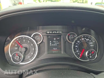 2026 Ram 2500 Big Horn Crew Cab Medium Bed - miniatura 9